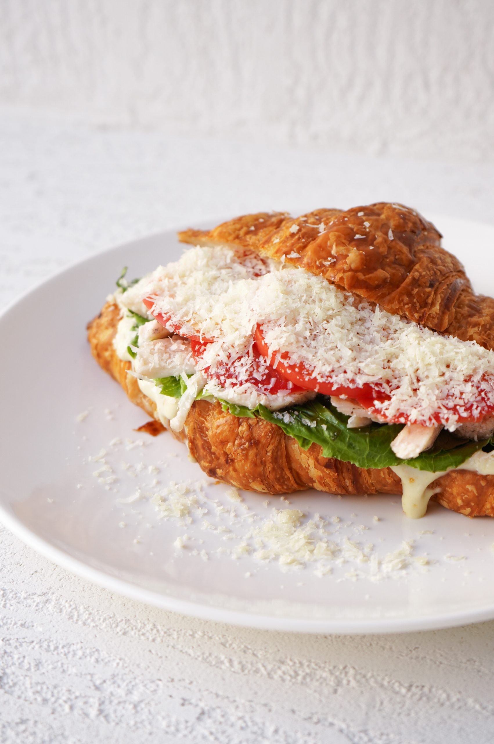 Croissant Atelier круассан Цезарь (650 руб)