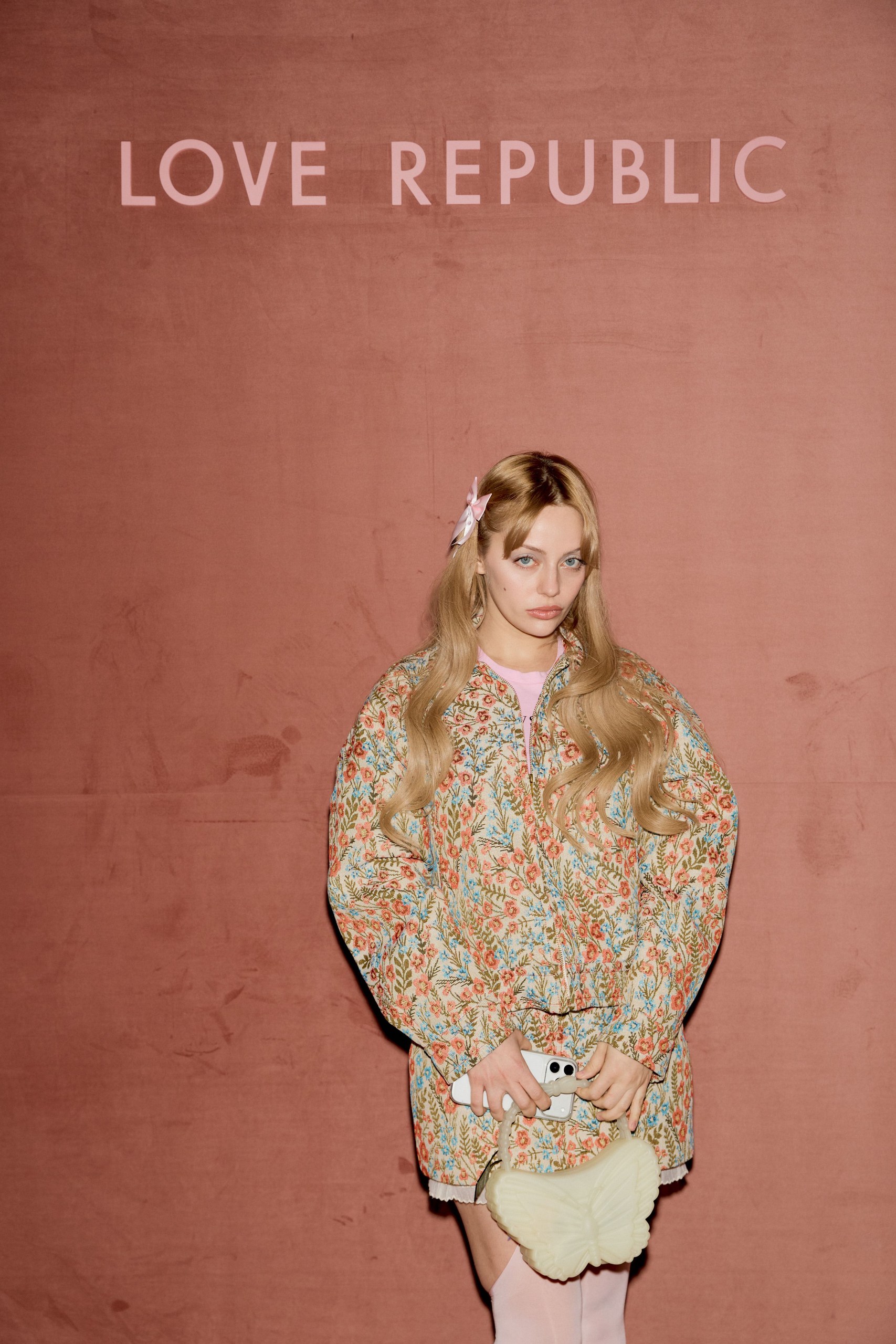 LOVE_REPUBLIC_(@vmudrov)_332_resized