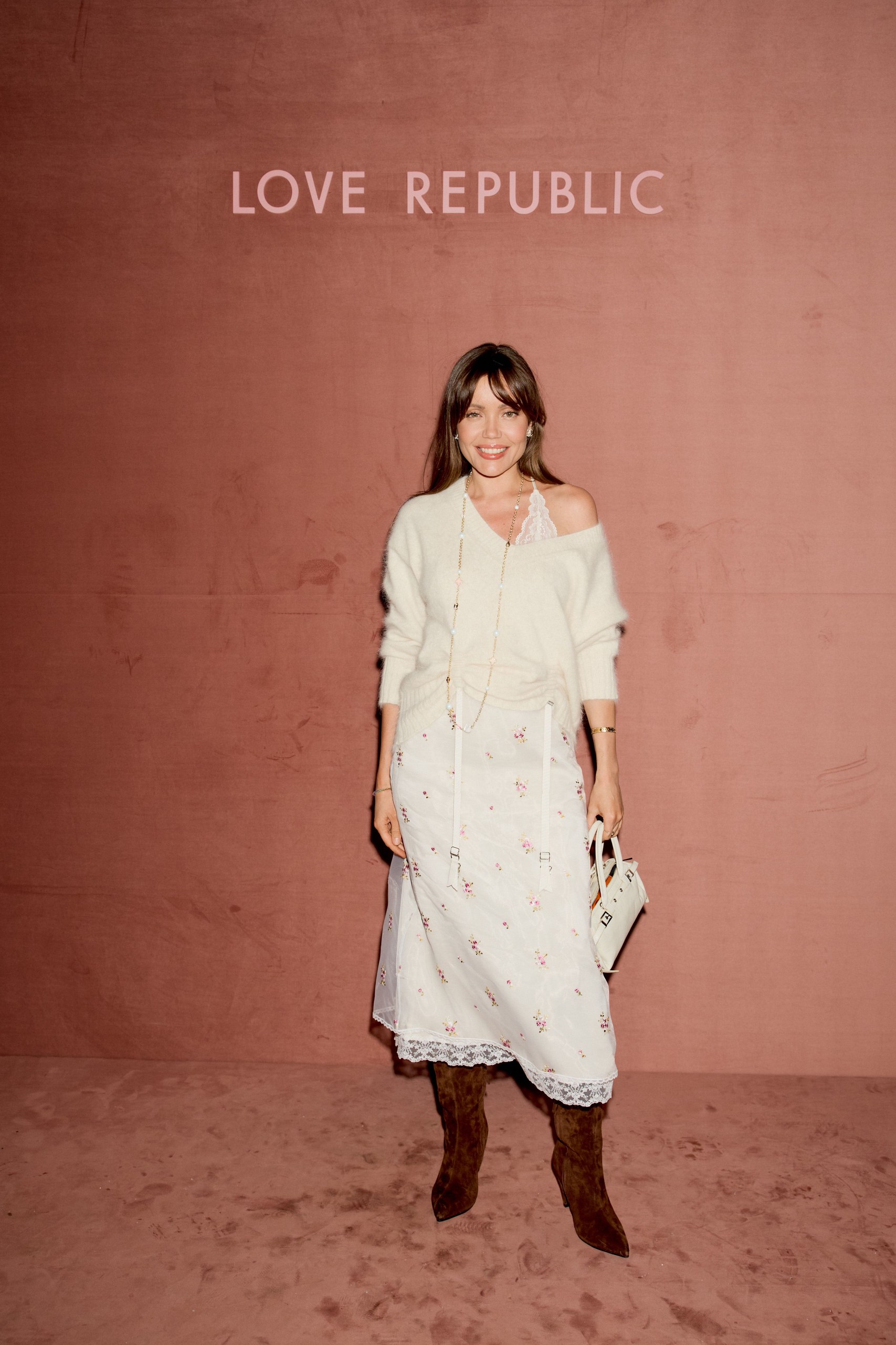 LOVE_REPUBLIC_(@vmudrov)_349_resized